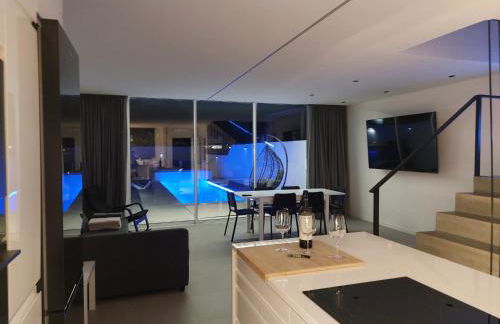 Sun Sea villa-heated pool - Photo 3