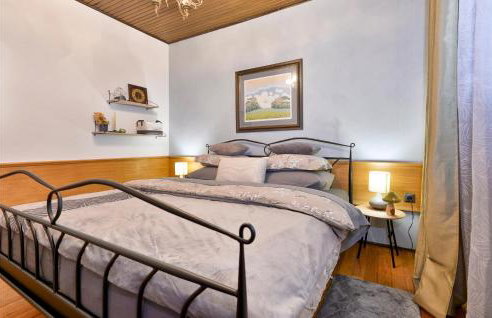 2 Bedroom Lovely Home In Vinica Breg - Foto 24