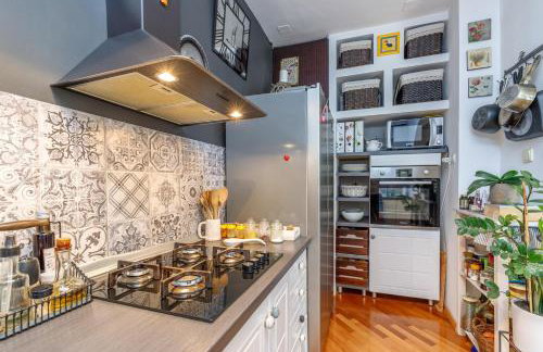 Cozy Home with Private Garden - Happy Rentals - Foto 48