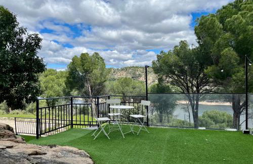 Casa con piscina y vistas al Pantano de San Juan - Foto 12