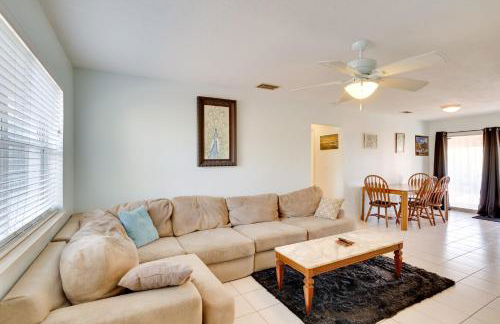 Pet-Friendly Stuart Vacation Rental with Fenced Yard - Photo 2