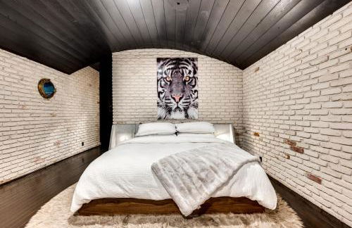 Private Poolside Paradise Attached Home by Denver - Foto 32