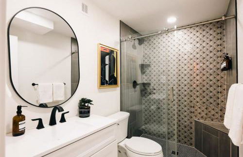 House of Noir Elan Stunning 6BR Designer Retreat - Photo 18