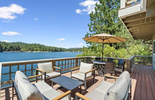 Lakefront Villa with 180 degree view private dock and boats - Foto 22