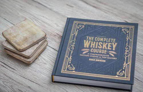 Jack Daniels House with Rooftop Golf, City views! 8min to Whiskey Row! Sleeps 10! - Foto 62