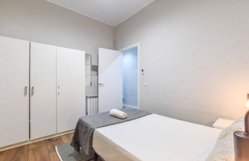 AH- Diseño y alma madrileña cerca a Plaza Mayor - Photo 16