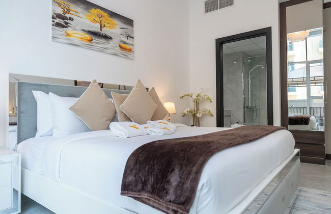 Vogue Elegance at Pearlz near Metro - Foto 18