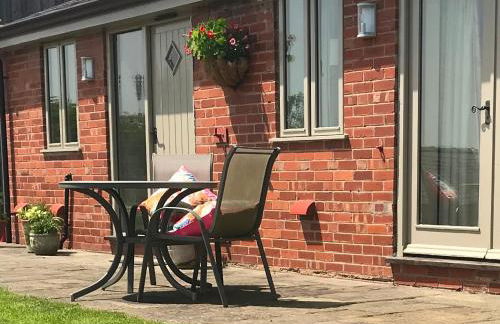 Gaer Fawr Barns - Photo 1