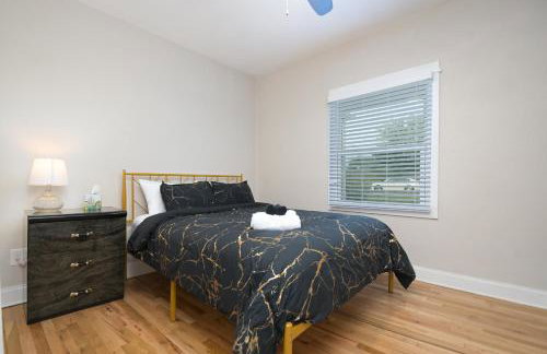 The Marbled Speakeasy - San Antonio Luxury Home by the Alamo - Foto 15