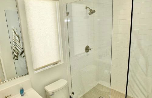 Beach Paradise - Stunning 3-Story in Long Beach - Foto 90