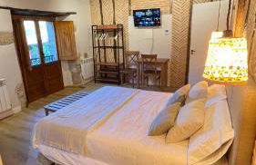 Hotel y Casa Rural El Retiro del Oso - Foto 2