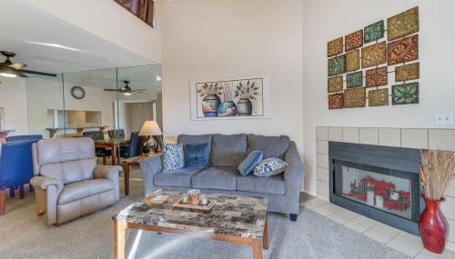 Steps to Pool and Hot Tubs! Snowbird Escape in Mesa - Foto 4