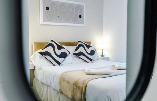 Oxford House by YourStays - Cosy Home in the Suburb of May Bank - Foto 47