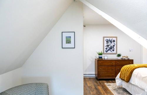 Charming Historic Upper | Walk to Downtown, Lakes - Foto 11