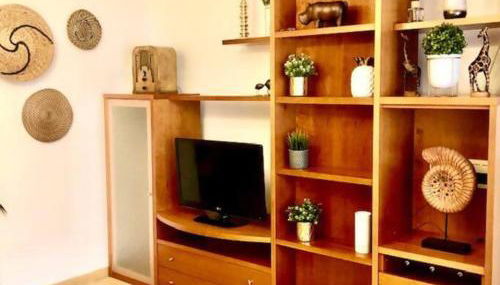 NUEVO! Con piscina a 2 minutos estación tren AVE. - Foto 5