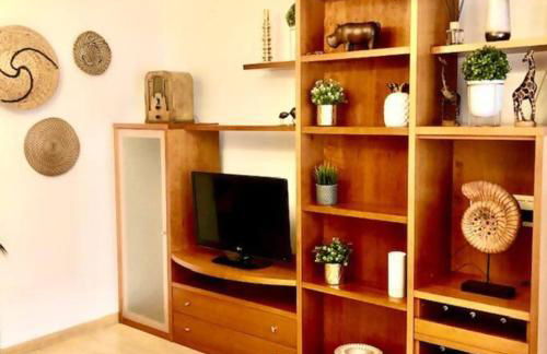 NUEVO! Con piscina a 2 minutos estación tren AVE. - Foto 5