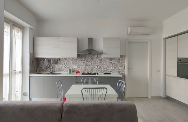 Modern Flat - via Crimea 25 - Foto 9