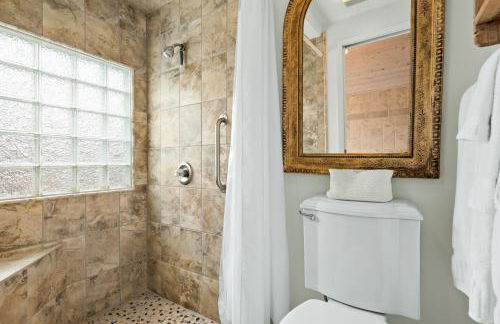 Santa Barbara Beach Cottage - Photo 22