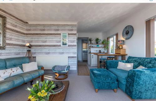 1 Bed Flat - Sleeps 2 - Pets - Balcony - Parking - Foto 1