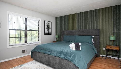 Vibrant Family Retreat~Sleeps 8~2 Kings~ Game Room - Foto 3