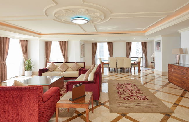 Roda Amwaj Suites - Photo 19