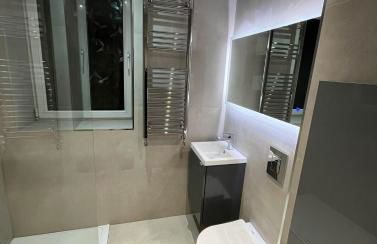 Immaculate whole house Sleeps 4 - Foto 14