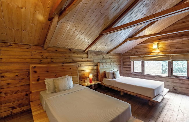 Alaya Stays Suro Woodcrest Chalet - Foto 9