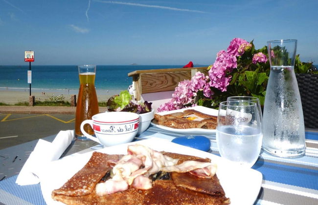 Holiday Home in Plozevet Near Beaches - Foto 16