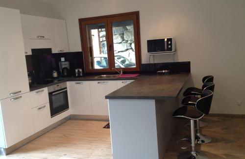 CHALET INDIVIDUEL TRES ENSOLEILLE AU CALME VUE IMPRENABLE - Foto 4