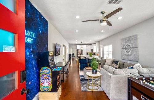 Intergalactic Abode at East Downtown - Foto 2