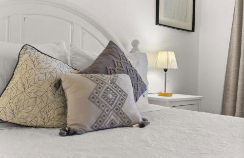 Single Story Villa with Pool Views and Family Fun - Foto 33