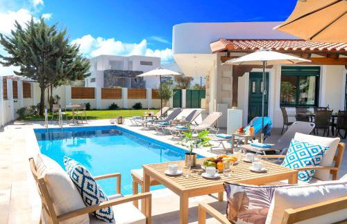 Eliomar Beachside Villa - Photo 3