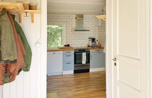 4 Person Holiday Home in Djurhamn - Photo 14