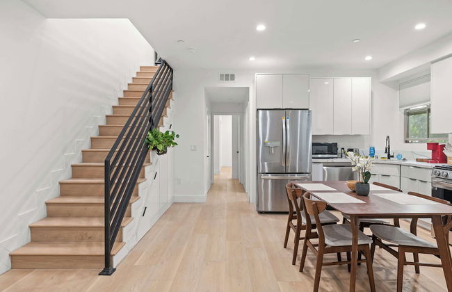 Not Affected by the Fire/modern 5BR Home With Parking, Near LA Attractions #4 - Foto 27