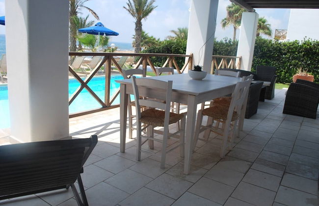 Sea Front Villa With Private Heated Pool, Quiet Area Paphos 322 - Foto 69