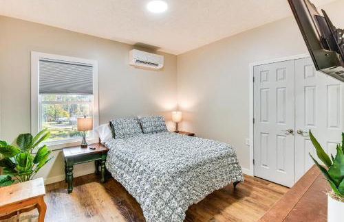 Lake-View Home in Statham with On-Site Fishing - Foto 16