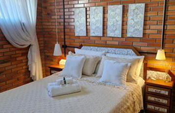 Dúplex 400m do Lago com lareira e garagem - Foto 2