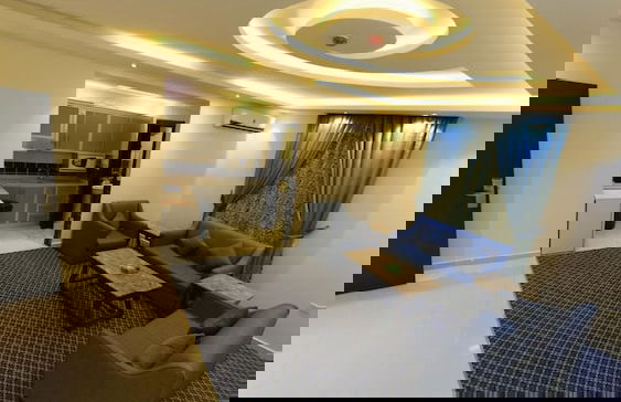 Al Mursalat Palace - Photo 24