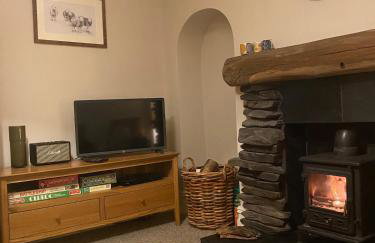 Ashdene Cottage with secure 'sun trap' garden - Foto 7