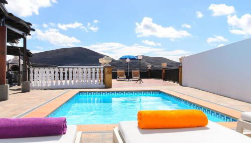 Villa Titán - Foto 1