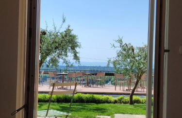 Nice apartments lake view & free parking - Photo 4