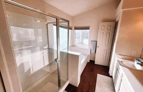 Pet Friendly/3 King Beds/Sleeps 14/Game room Near - Foto 13