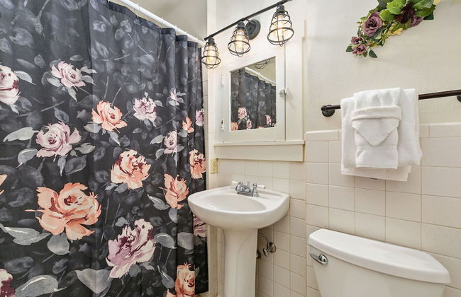 Mulberry Place: a Charming Cottage Near Old Town! - Photo 18