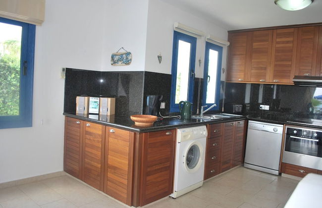Sea Front Villa, Heated Private Pool, Amazing Location Paphos 323 - Foto 11