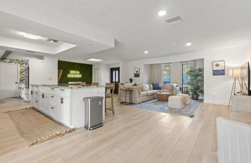 Waterfront Oasis Htd Pool PuttPutt Bocce Ball - Foto 11