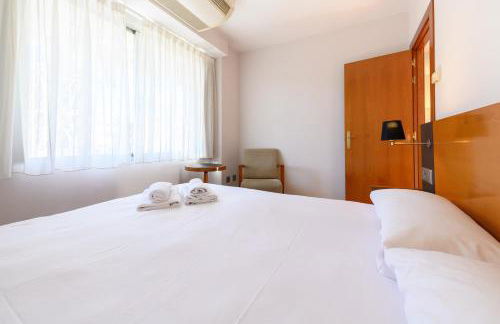 MLE16A2320 - Amplio piso 1 dormitorio en Chamartín - Alquiler temporal - Photo 18