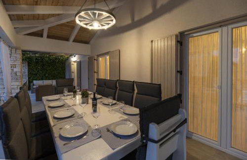 Villa Batelica with large garden, kids playground and private pool - Foto 54