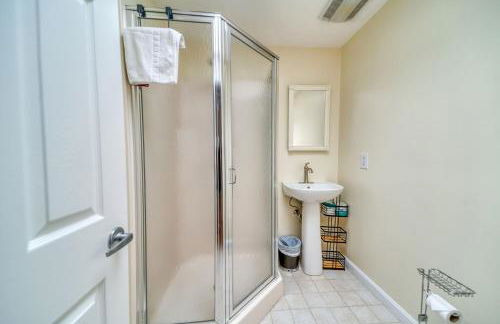 3 Bedroom Cape House by Leavetown Vacations - Photo 11