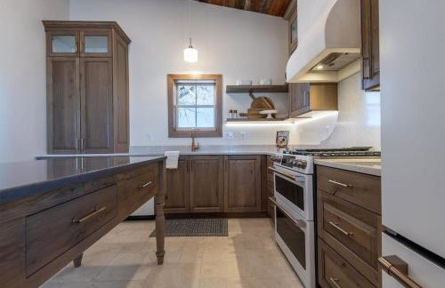 Historic Homestead with Pond and Teton Range Views - Foto 5