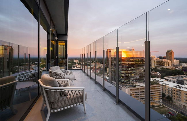 High-rise Apt Raleigh Free Parking Sunset View 1 - Foto 32